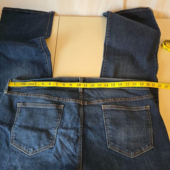 Old Navy The Sweet Heart Jeans Women's 18 Blue Dark Wash Bootcut - Picture 10 of 16